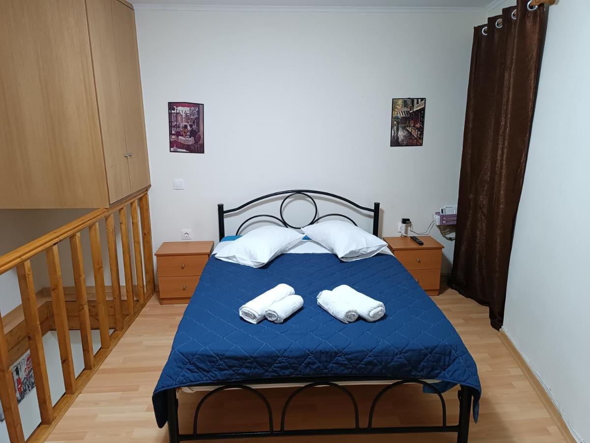 Two-Storey Maisonette Next To The Port Mantouki Luaran gambar